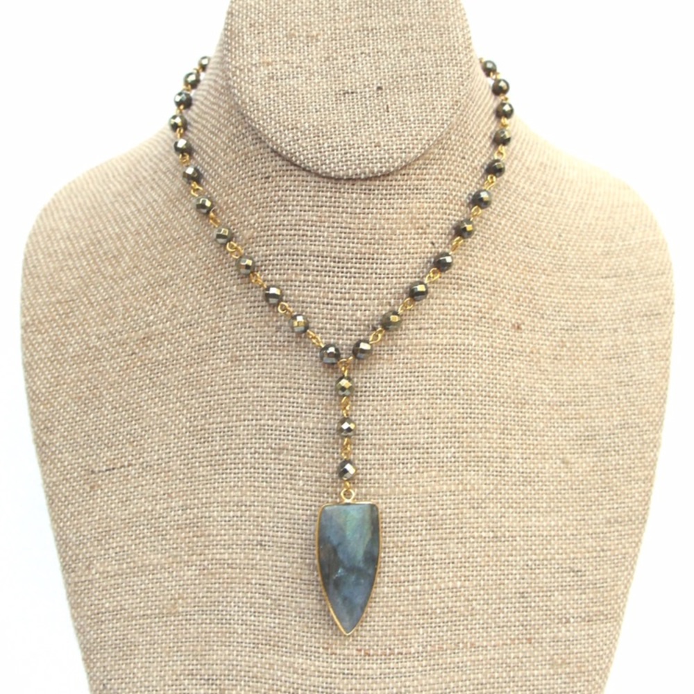 Pyrite chain w/ labradorite arrowhead pendant